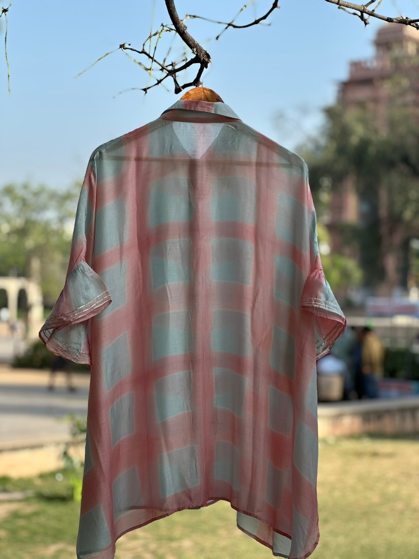SYMMETRICAL TYE N DYE